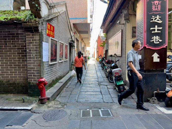 A Stroll Through Haikou's Dashi Lane A Journey into History